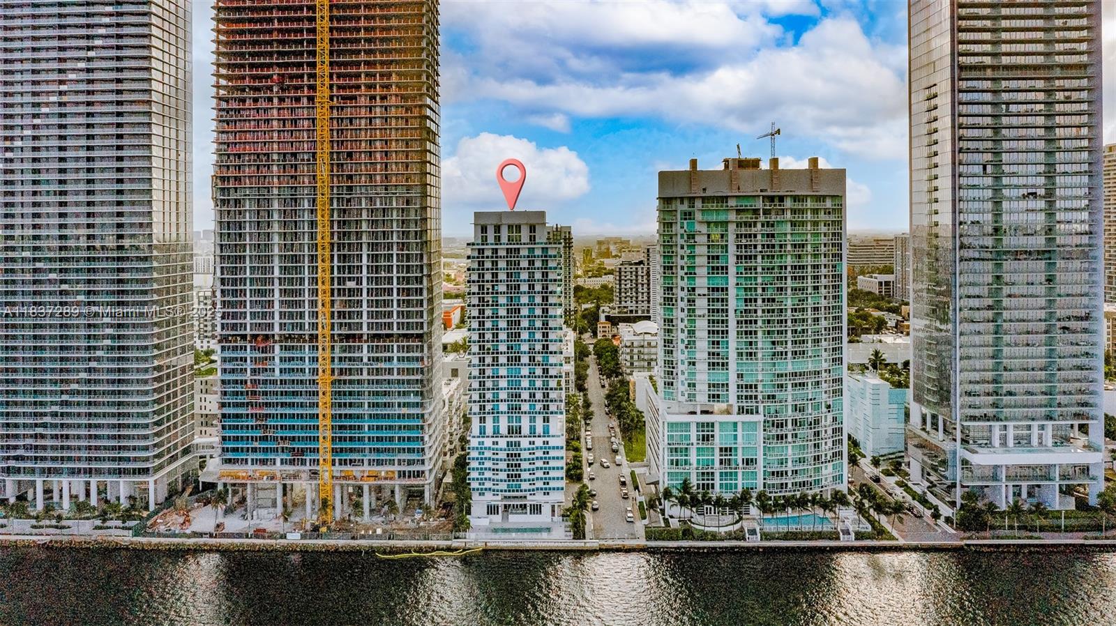 image Star Lofts On The Bay Con27