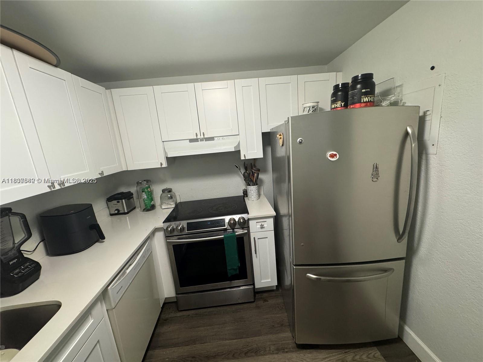 4235 N University Dr #312