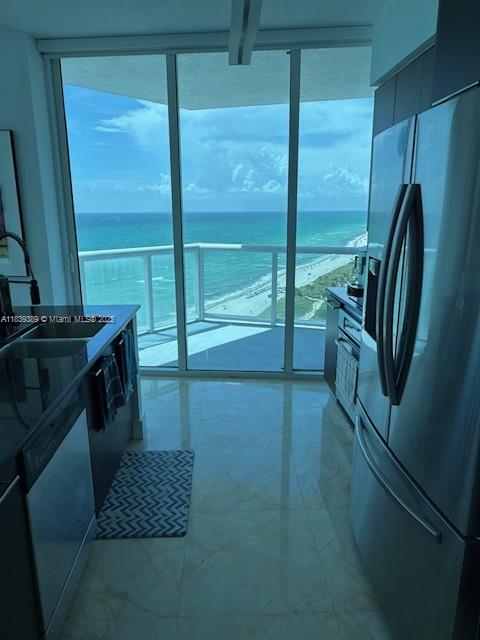 image Bell Aire on the Ocean9