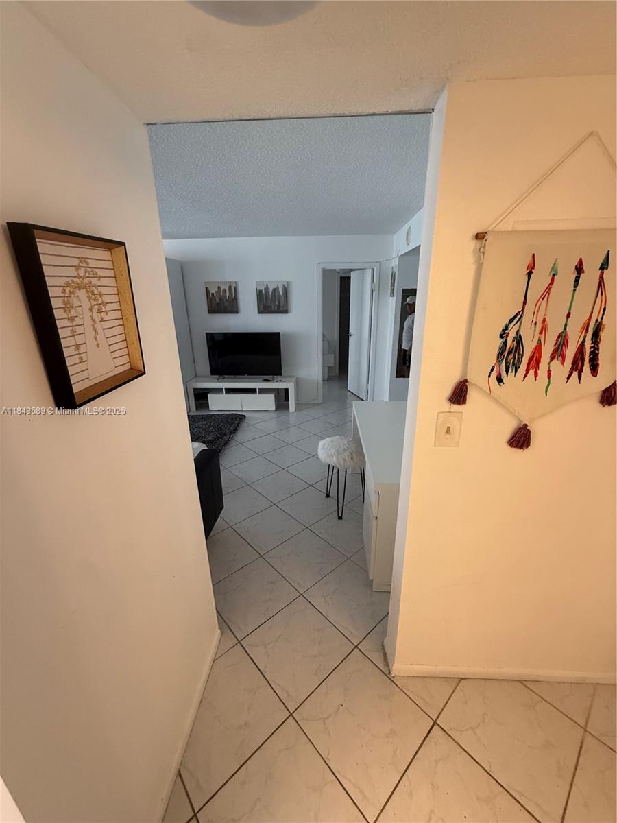 image Winston Towers 40023