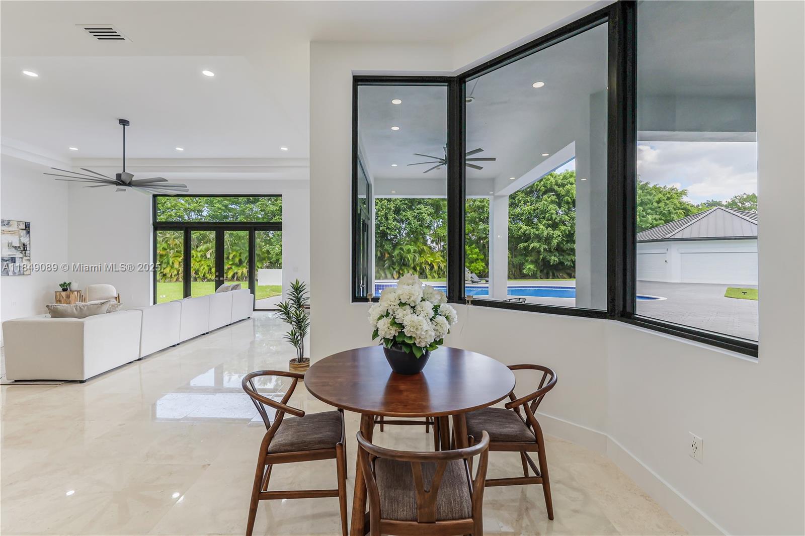 601 Ranch Rd Weston, FL 33326