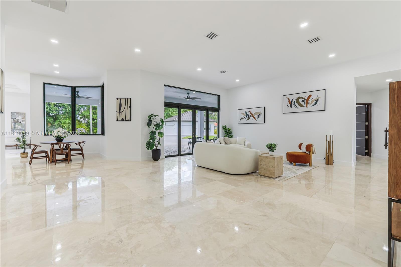 601 Ranch Rd Weston, FL 33326