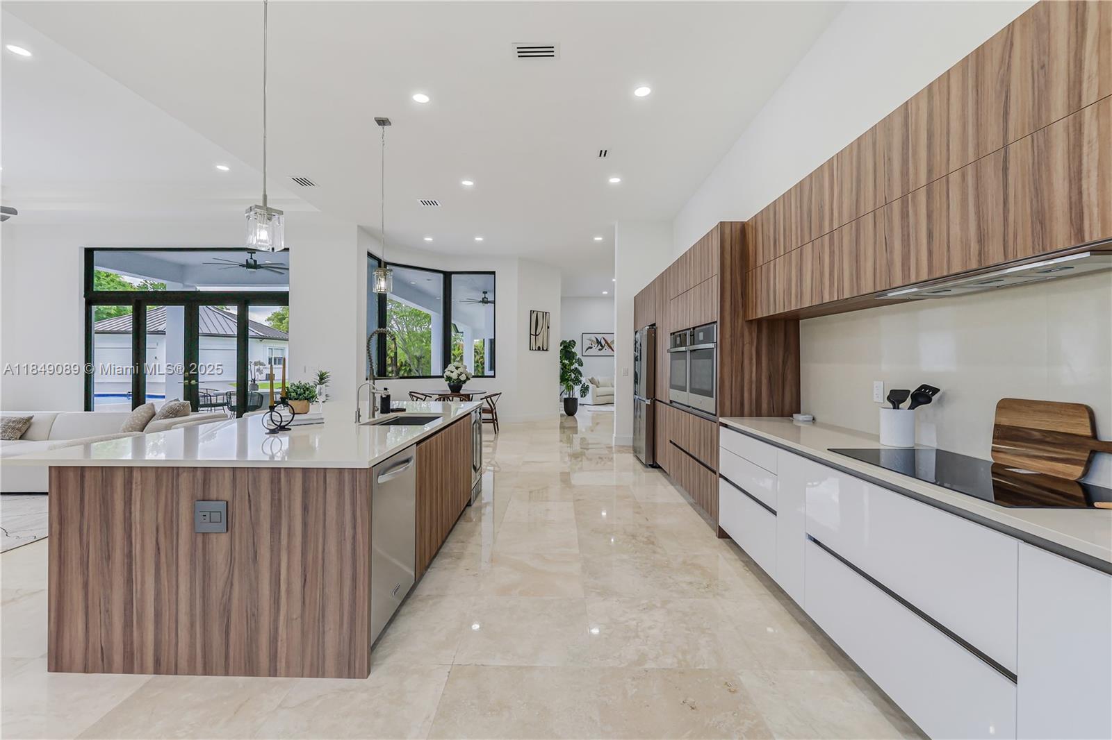 601 Ranch Rd Weston, FL 33326