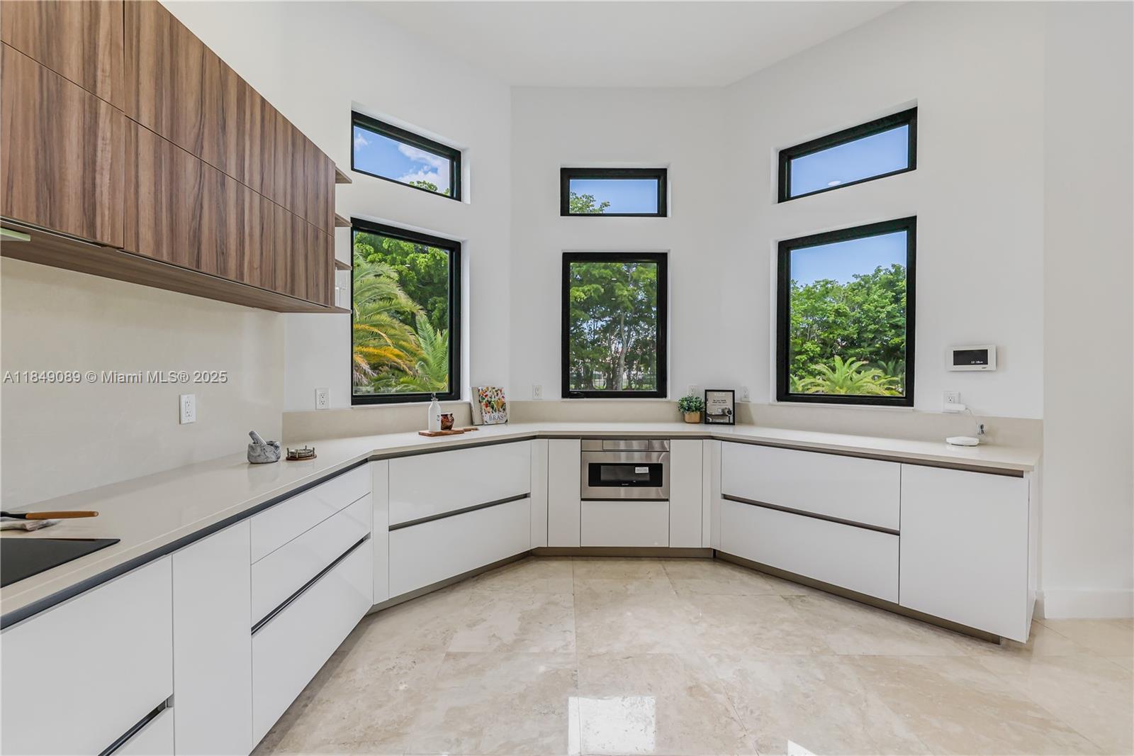 601 Ranch Rd Weston, FL 33326