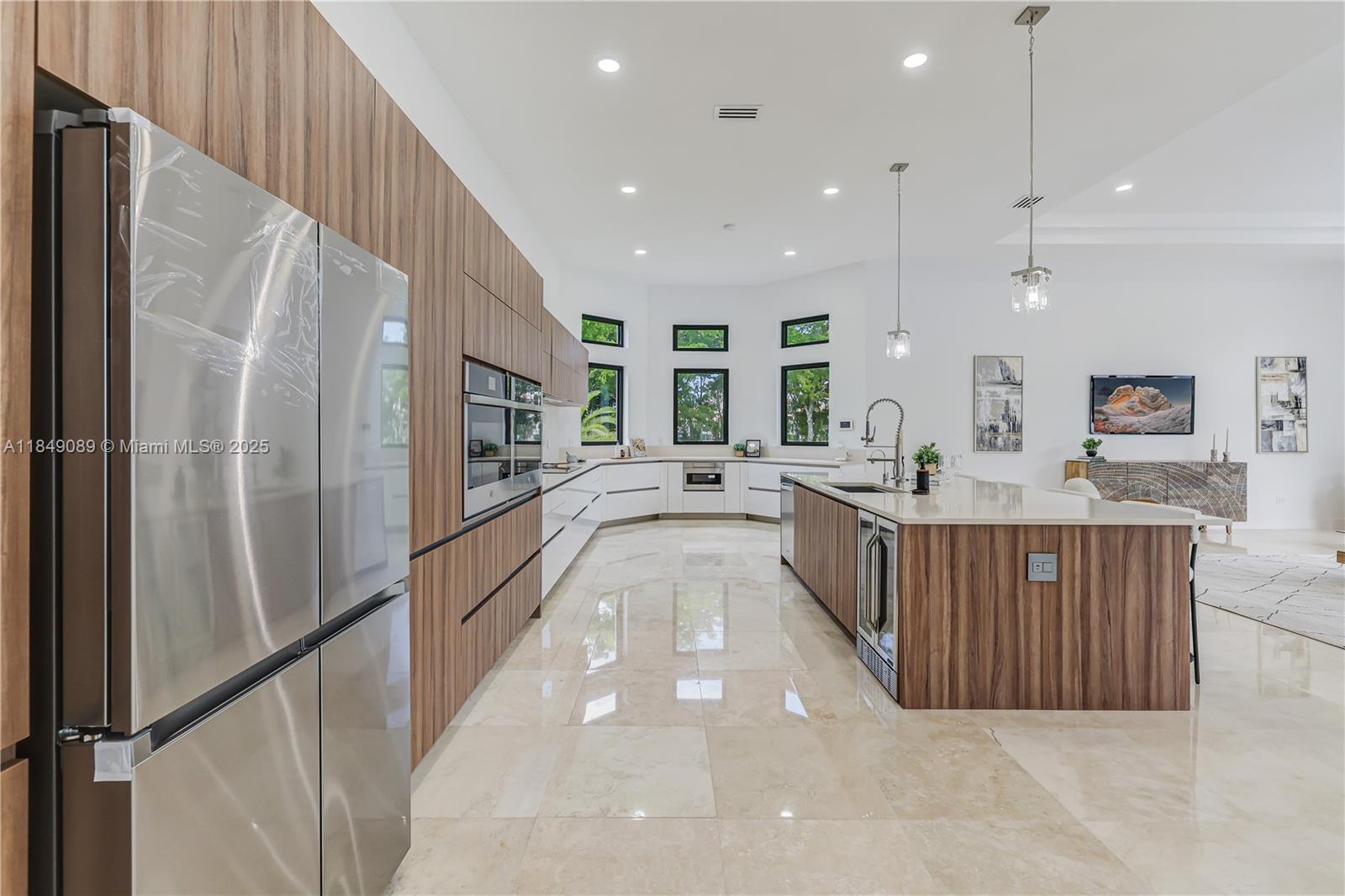 601 Ranch Rd Weston, FL 33326