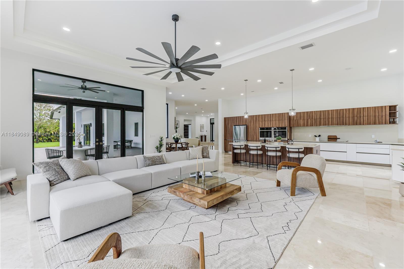 601 Ranch Rd Weston, FL 33326