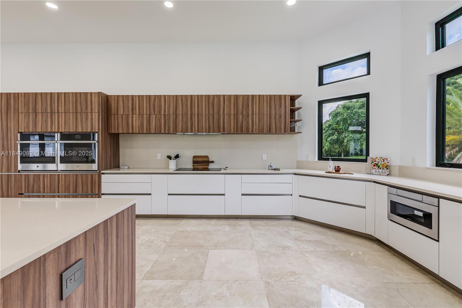 601 Ranch Rd Weston, FL 33326