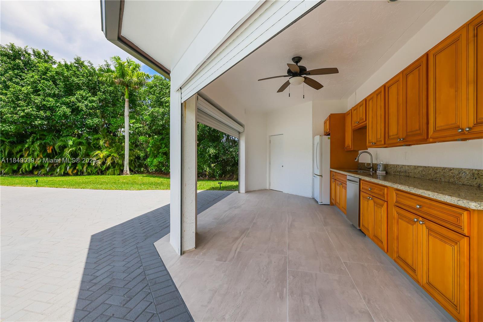 601 Ranch Rd Weston, FL 33326