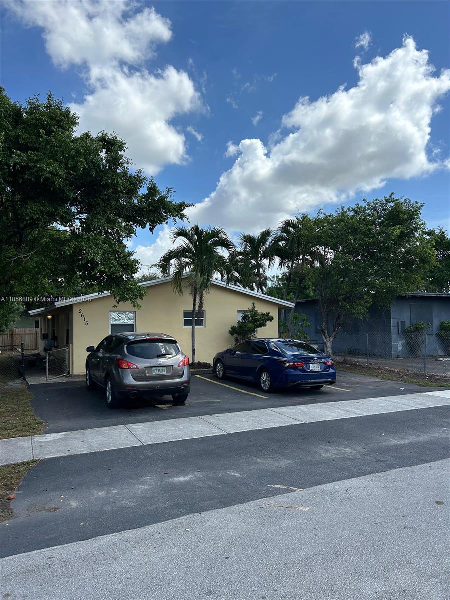 2615 NW 13th Ct #1