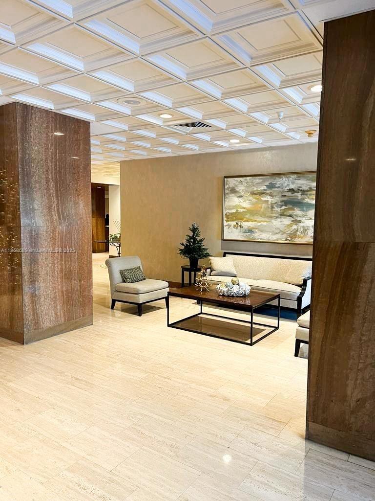 2333 Brickell Ave #1511