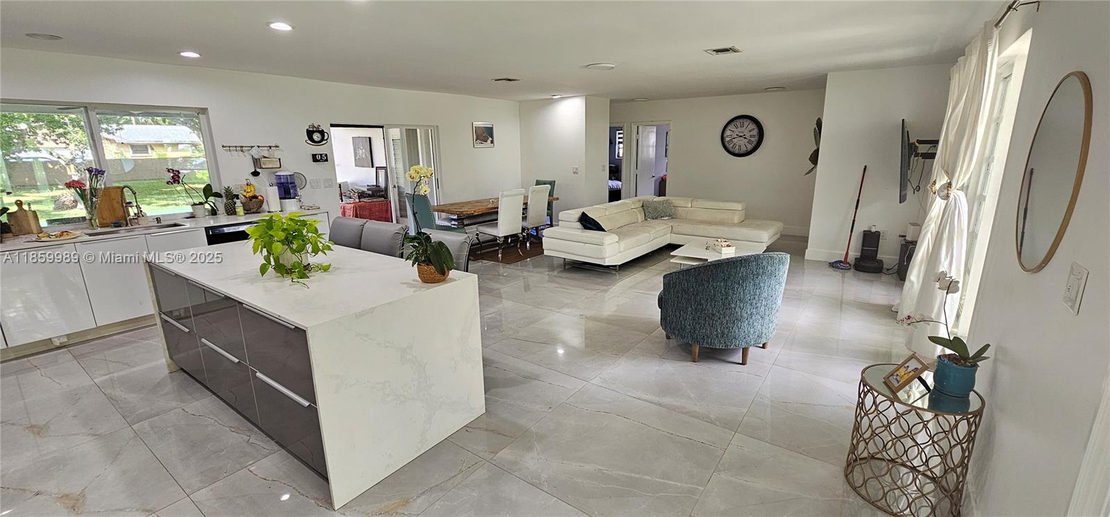 1670 SW 139th Ave