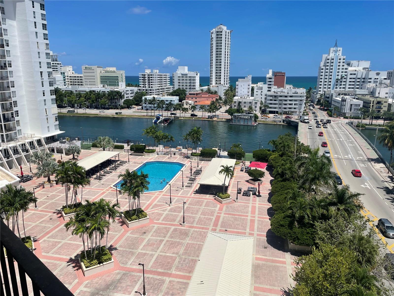 4101 Pine Tree Dr #926,925 Miami Beach, FL 33140