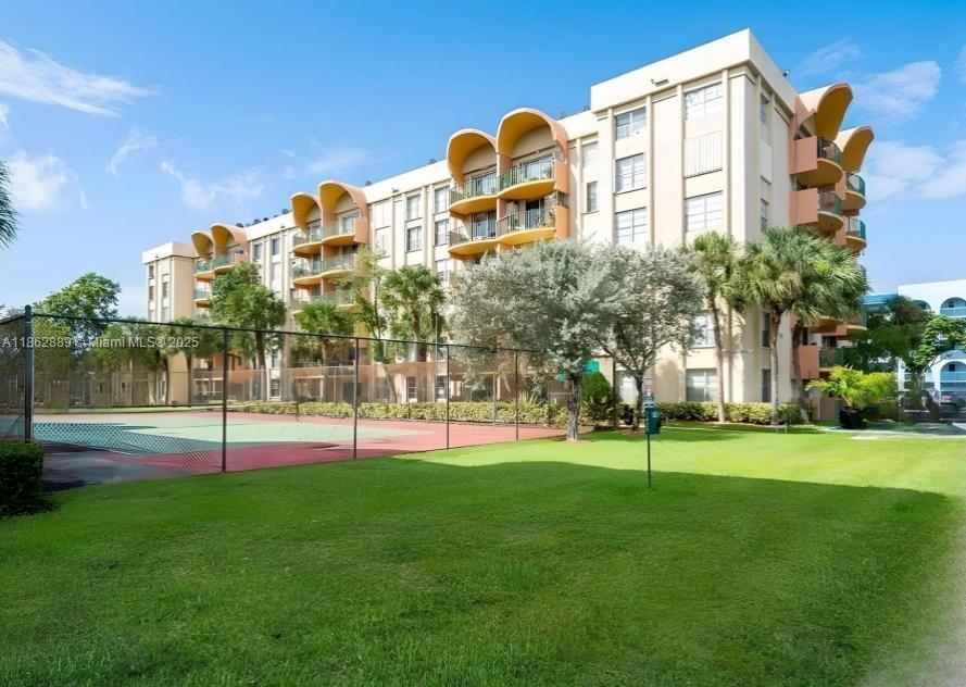 9310 Fontainebleau Blvd #307