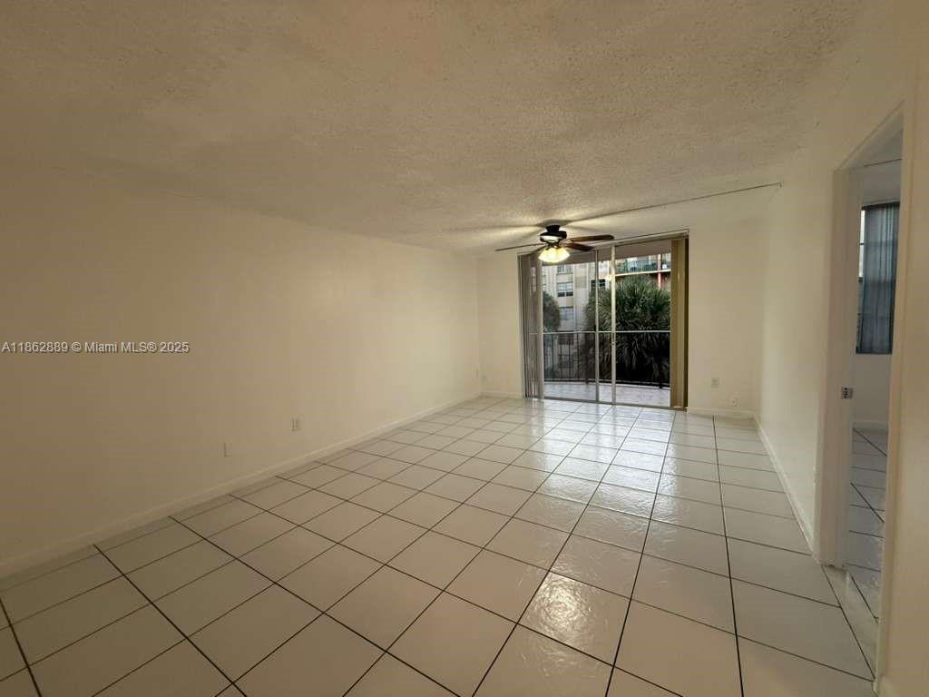 9310 Fontainebleau Blvd #307 Miami, FL 33172