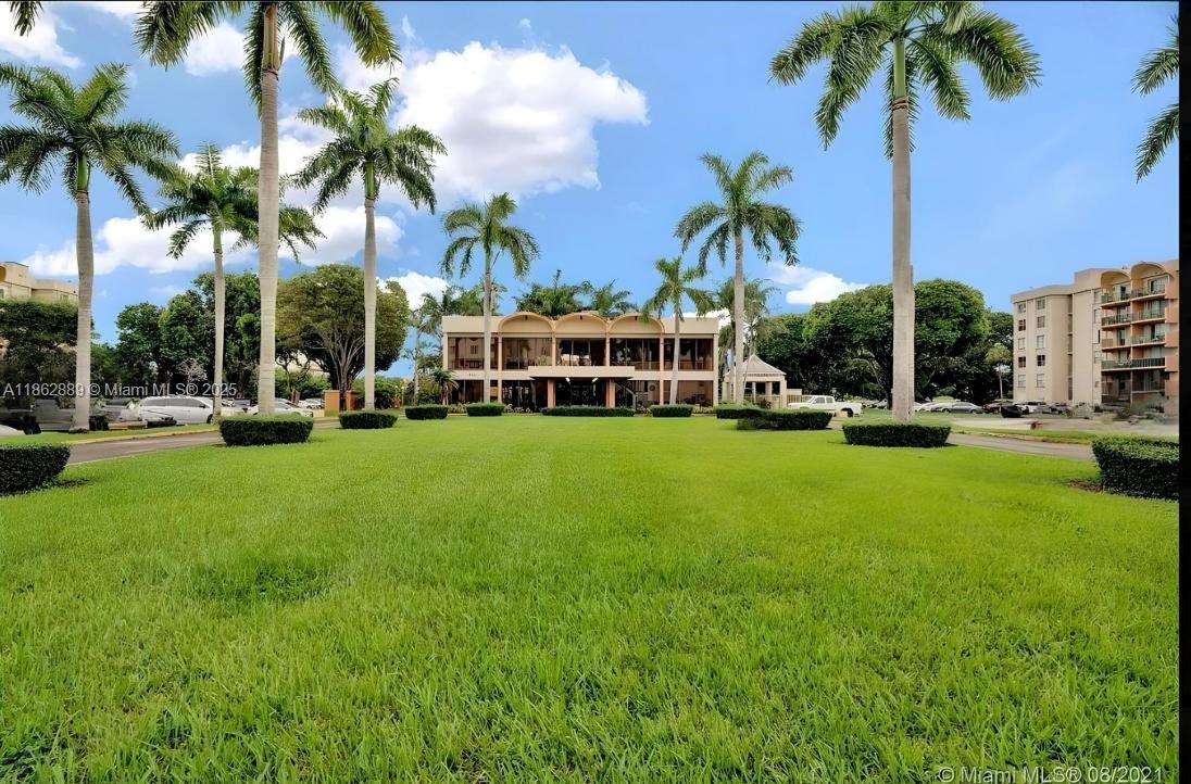 9310 Fontainebleau Blvd #307 Miami, FL 33172