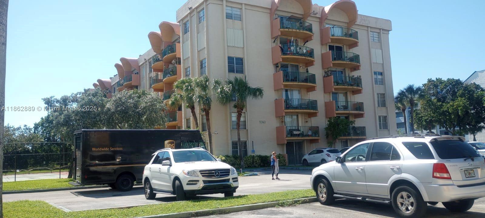 9310 Fontainebleau Blvd #307 Miami, FL 33172