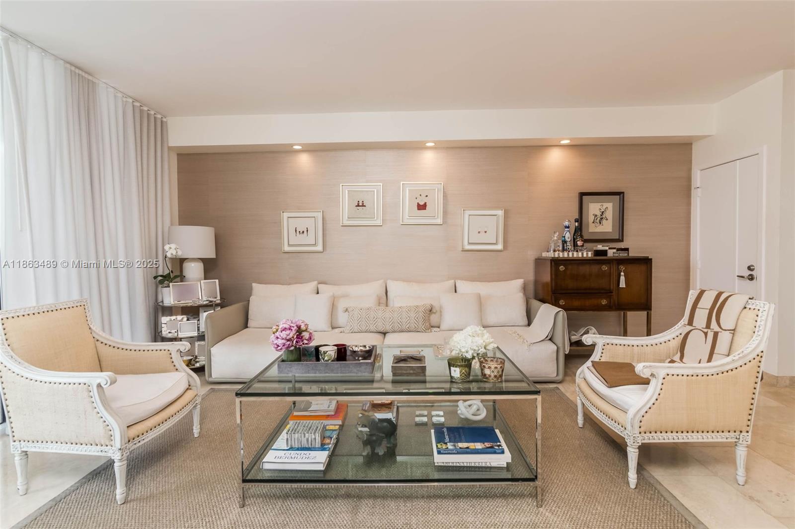 image Carbonell Condo5