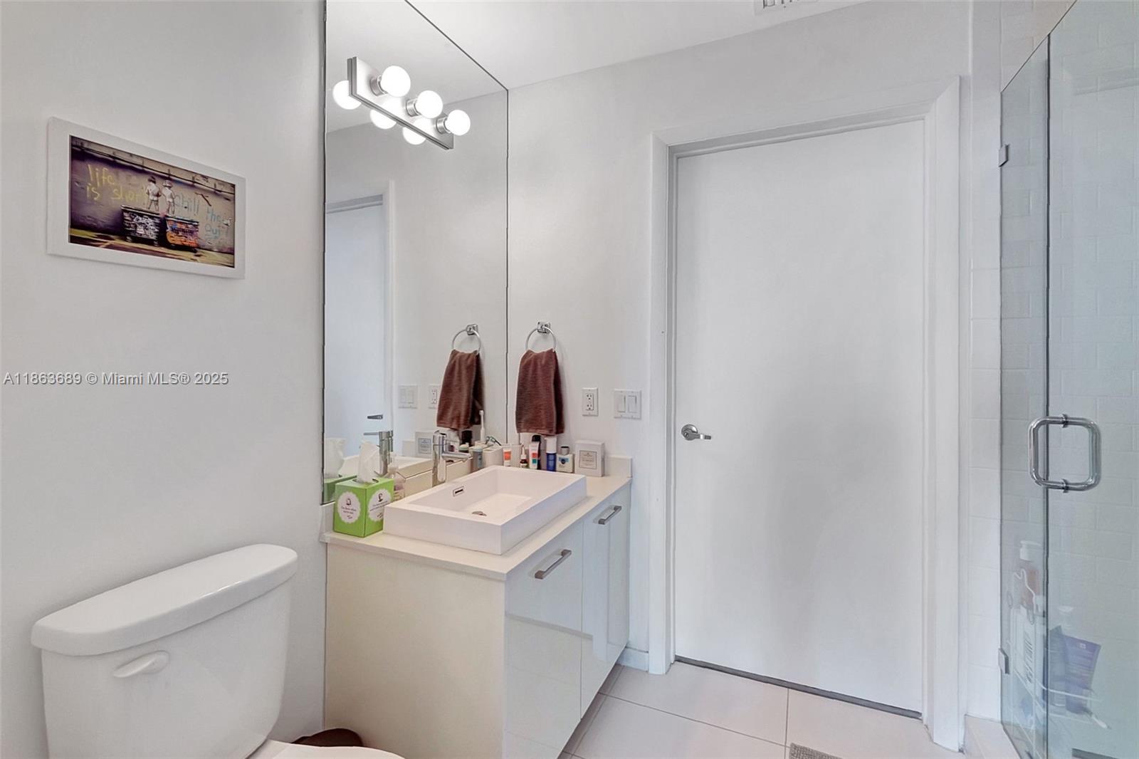 image Centro Condominium13