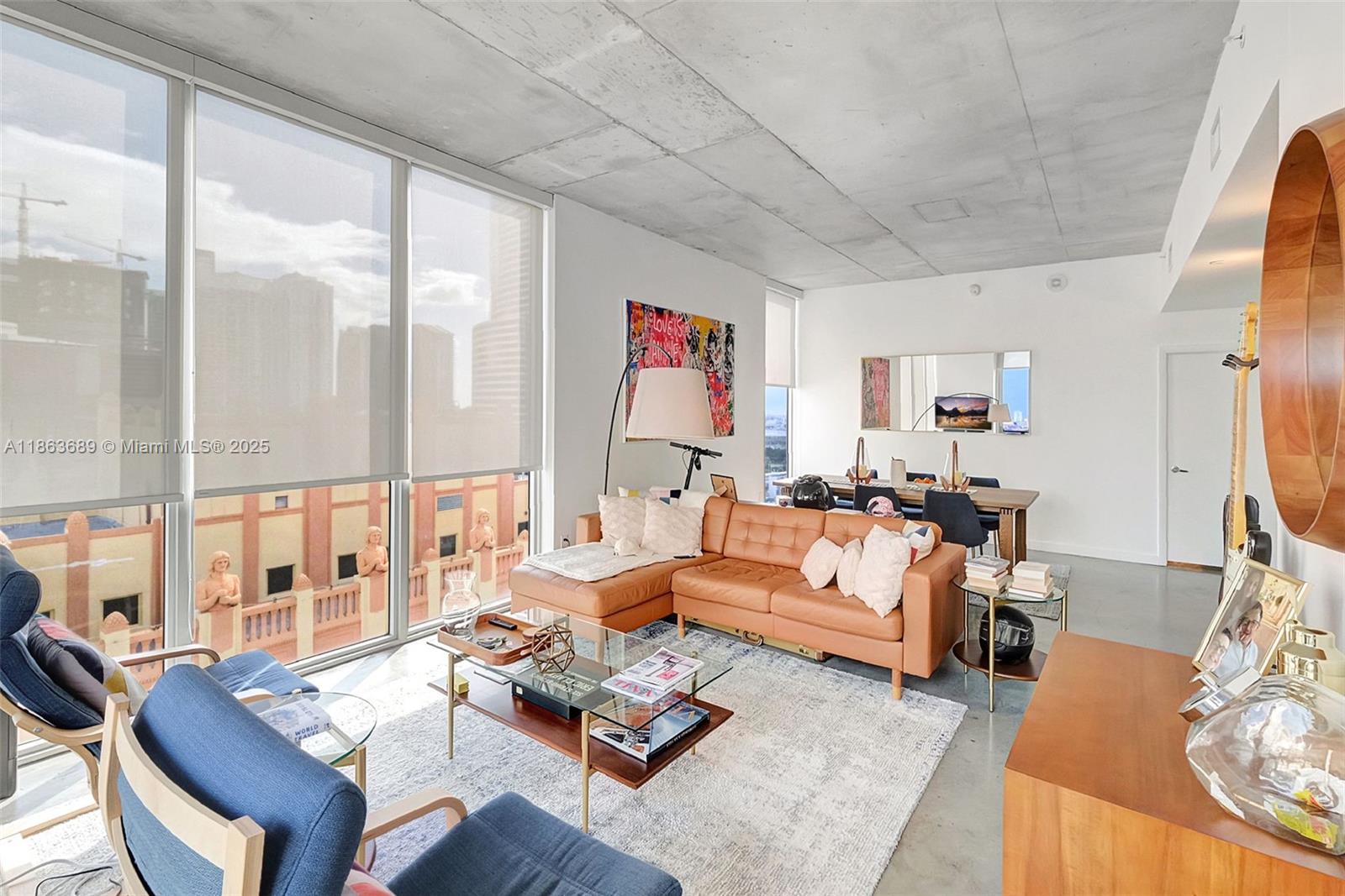 image Centro Condominium7