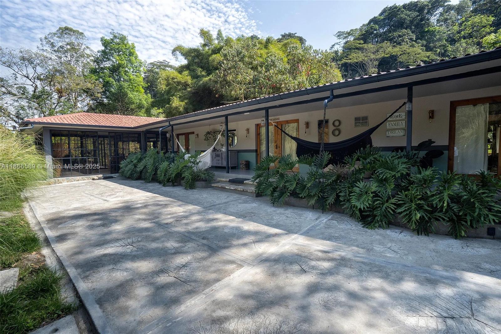 Via a La Florida Vereda #km 7,la Bananera Pereira Risaralda Col Pereira, RI, 660017