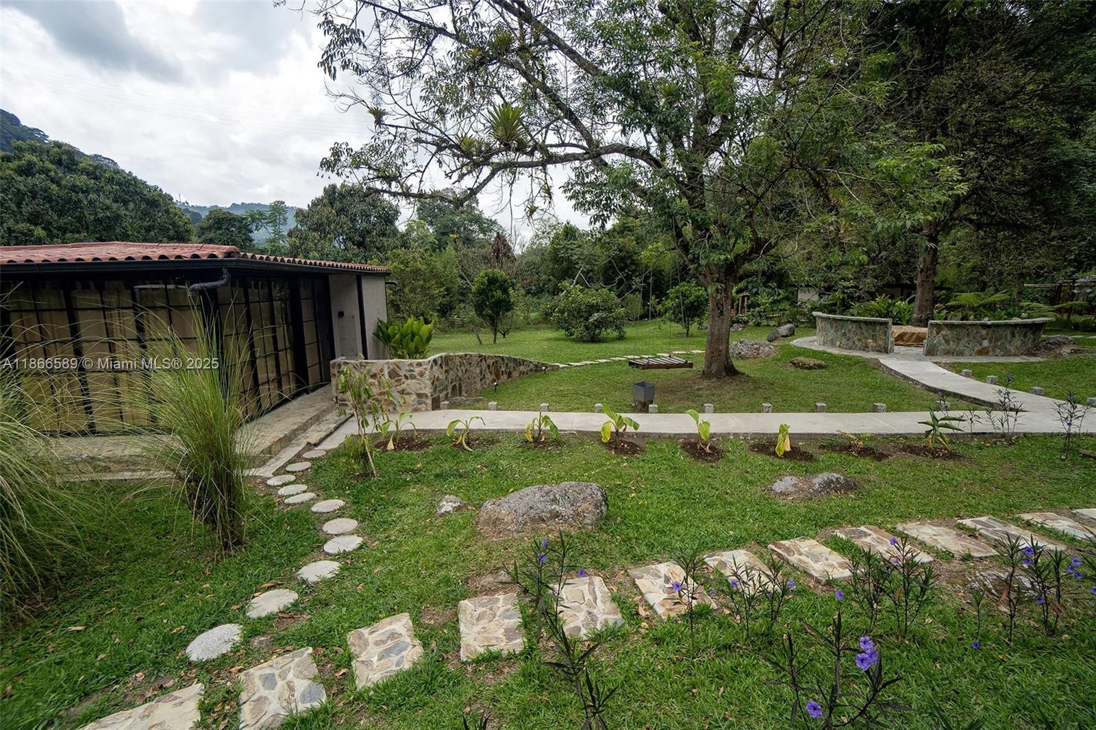 Via a La Florida Vereda #km 7,la Bananera Pereira Risaralda Col Pereira, RI, 660017