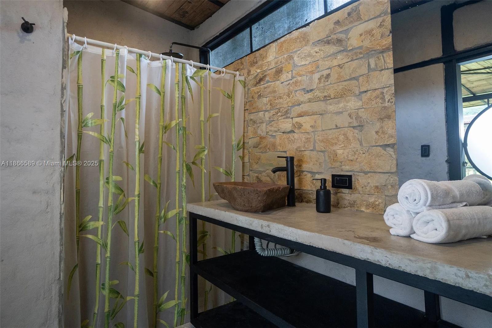 Via a La Florida Vereda #km 7,la Bananera Pereira Risaralda Col Pereira, RI, 660017