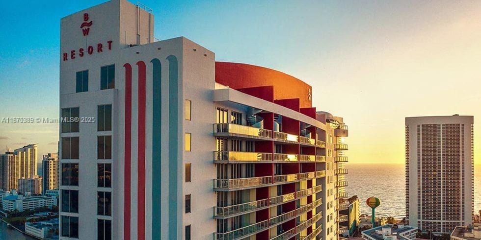 image Beachwalk21
