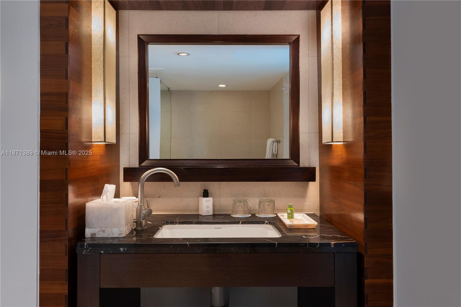 image Carillon Condos11