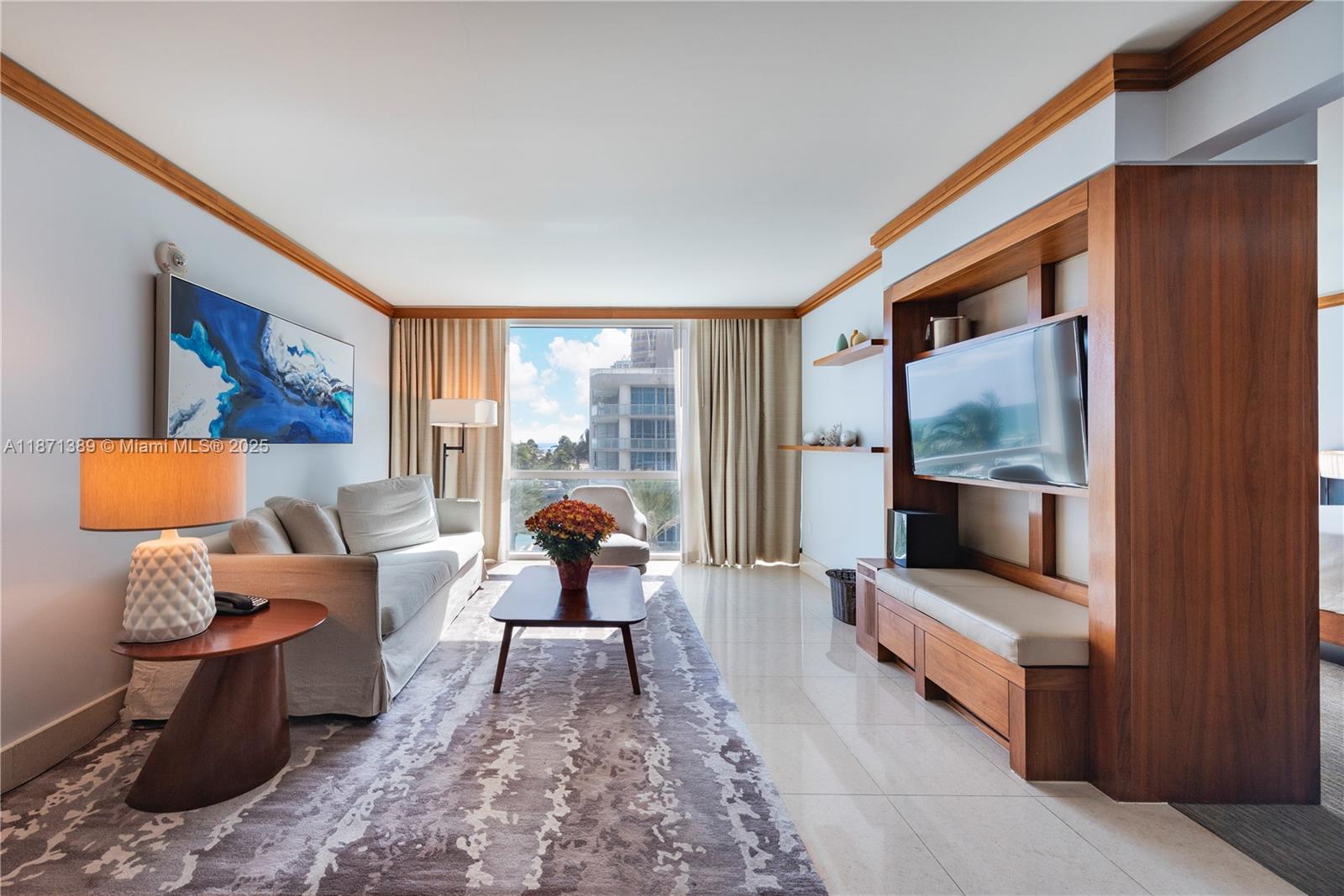 image Carillon Condos3