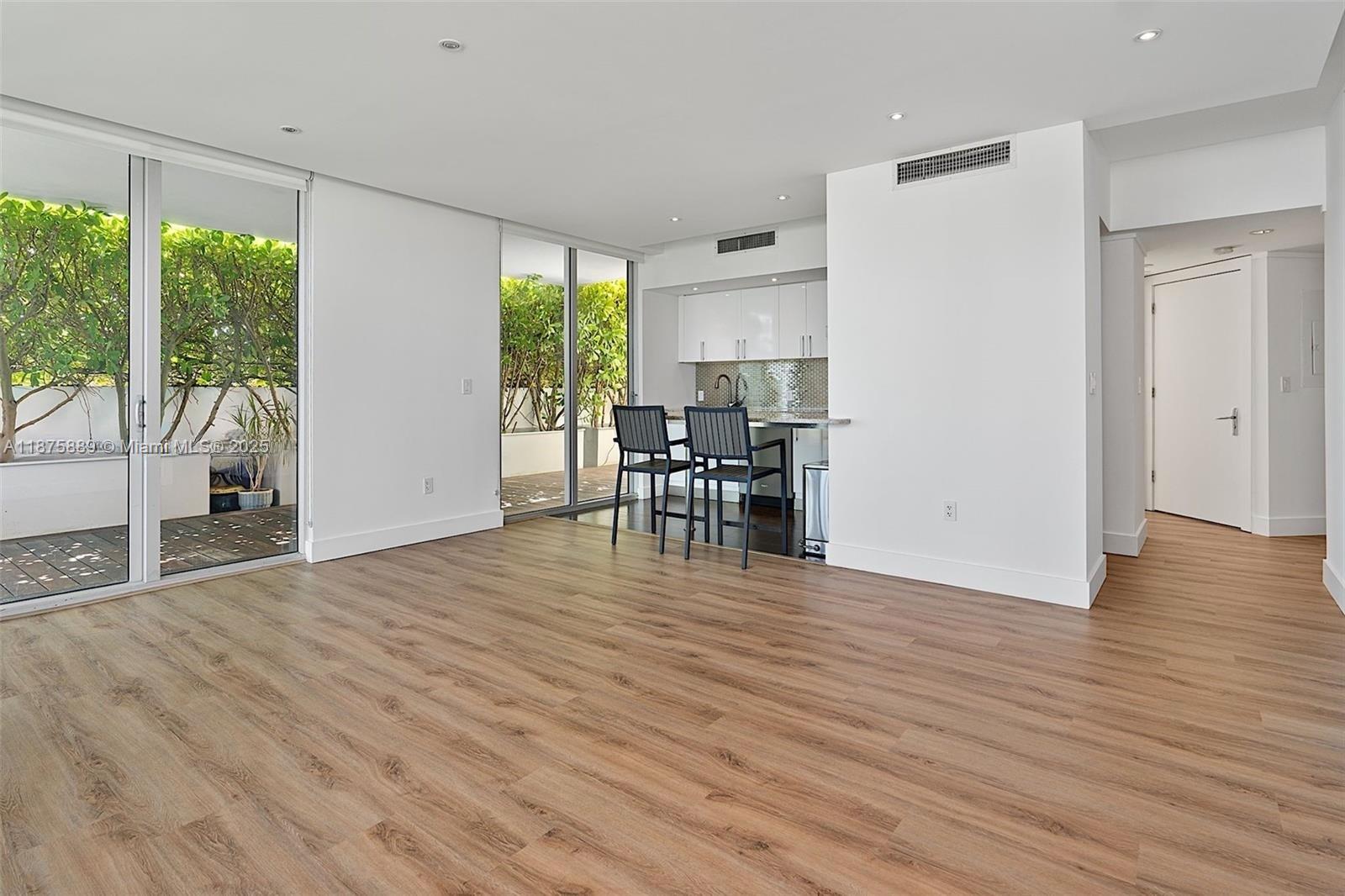 720 NE 62nd St #306 Miami, FL 33138