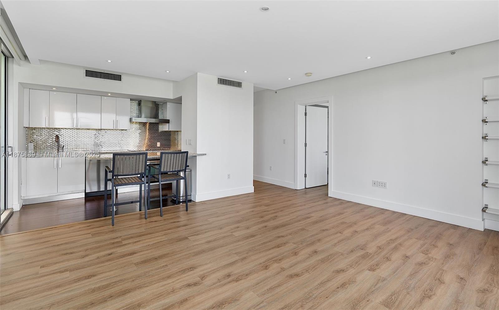 720 NE 62nd St #306 Miami, FL 33138