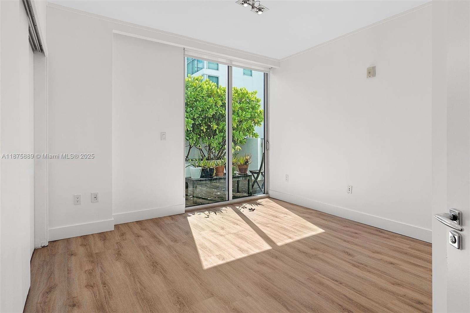 720 NE 62nd St #306 Miami, FL 33138