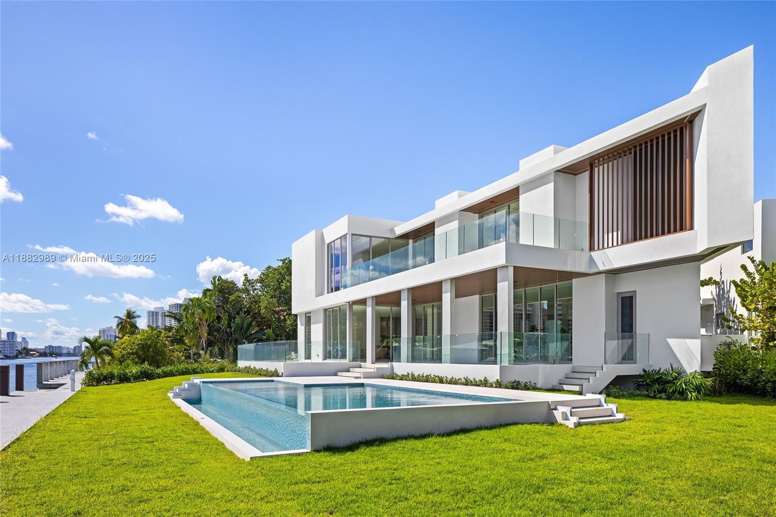 503 Palm Dr Hallandale Beach, FL 33009 503 Palm Dr Hallandale Beach, FL 33009