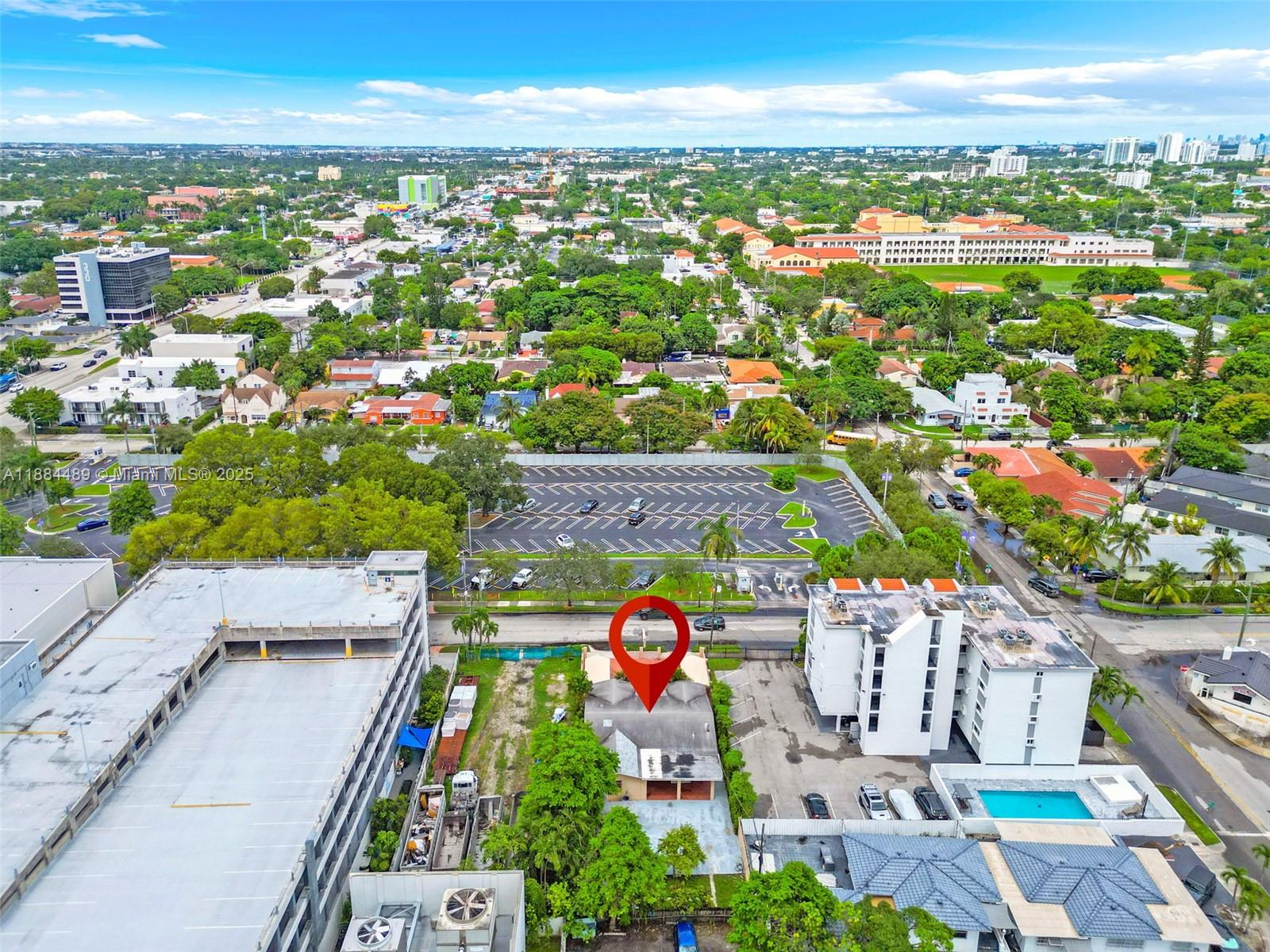 2524 SW 6th St Miami, FL 33135