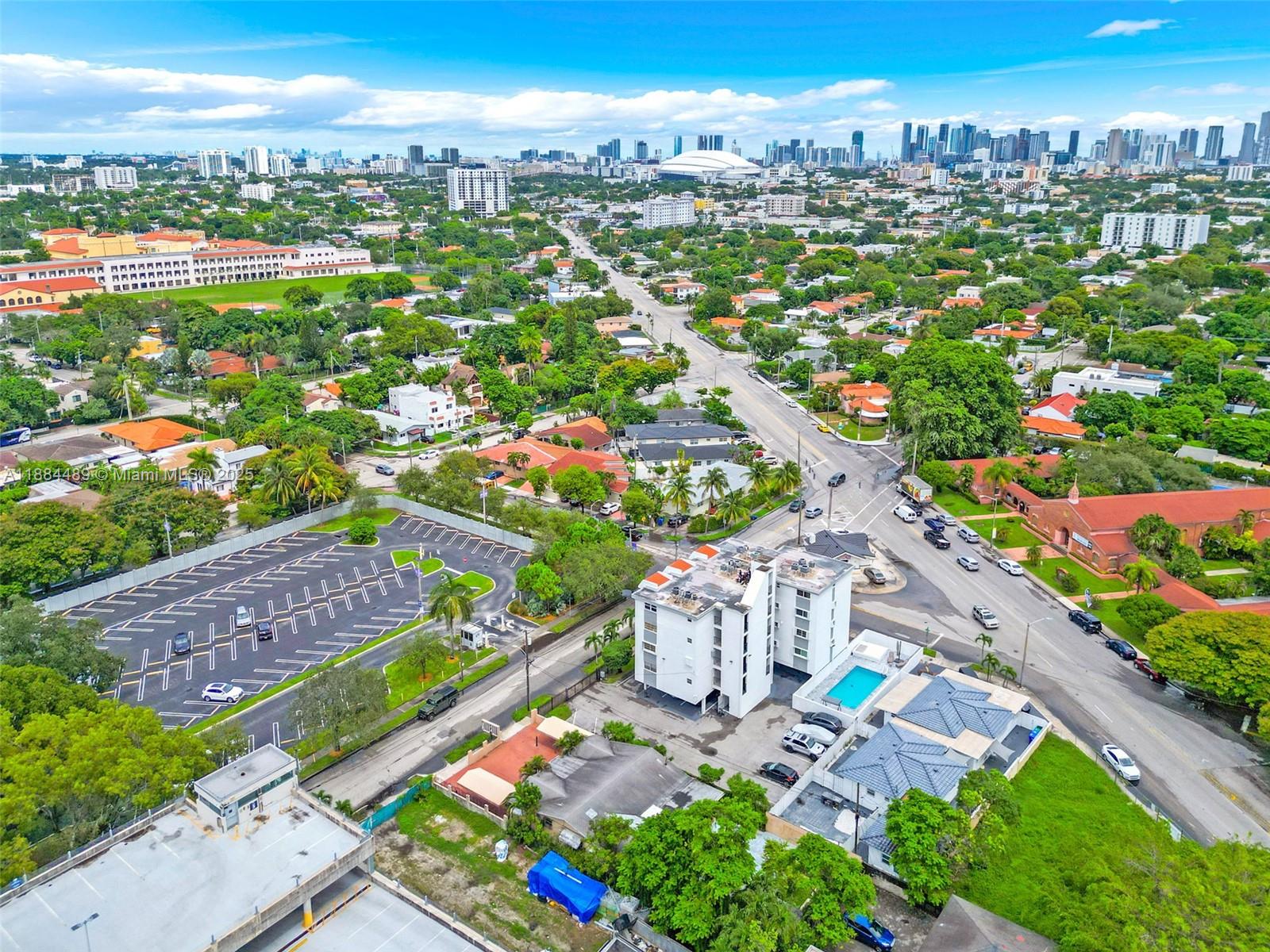 2524 SW 6th St Miami, FL 33135