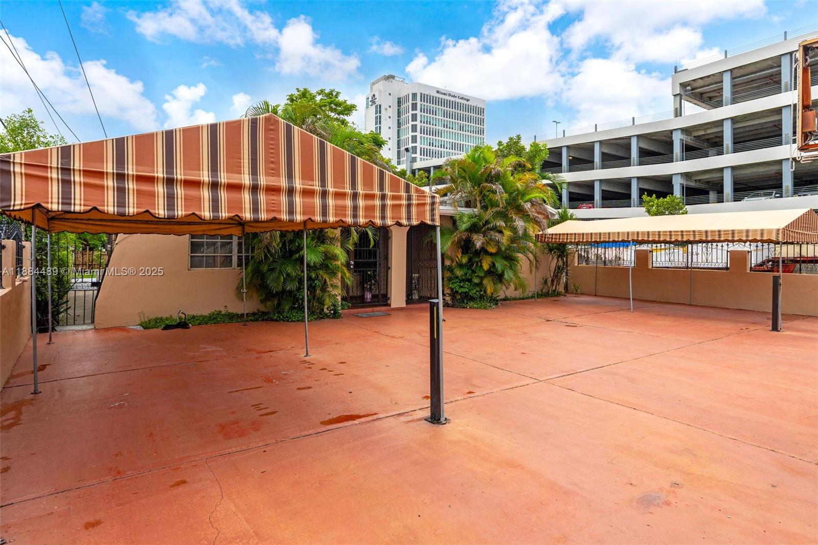 2524 SW 6th St Miami, FL 33135