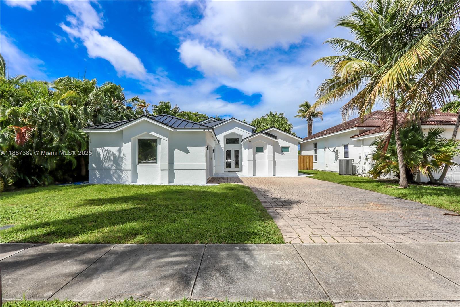 1230 S 13th Ave #1230