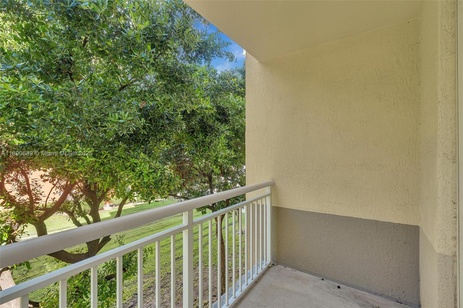 2000 N Bayshore Dr #227 Miami, FL 33137