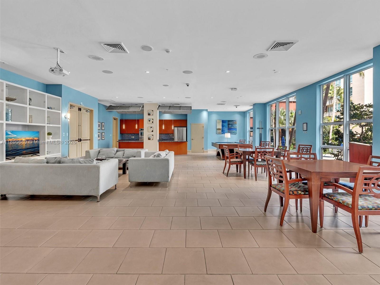 2000 N Bayshore Dr #227 Miami, FL 33137