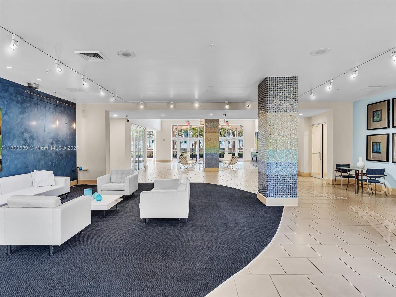 2000 N Bayshore Dr #227 Miami, FL 33137