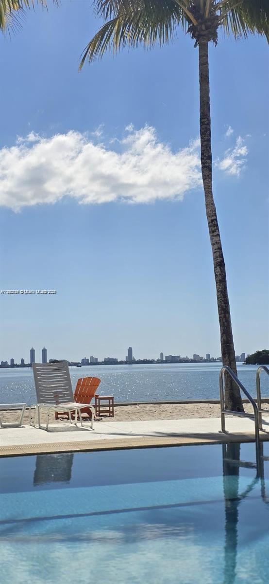 650 NE 64th #G608 Miami, FL 33138