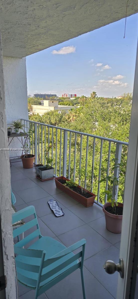 650 NE 64th #G608 Miami, FL 33138