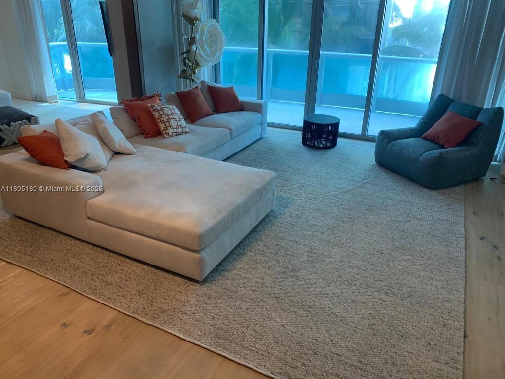 9401 Collins Ave #305 Surfside, FL 33154