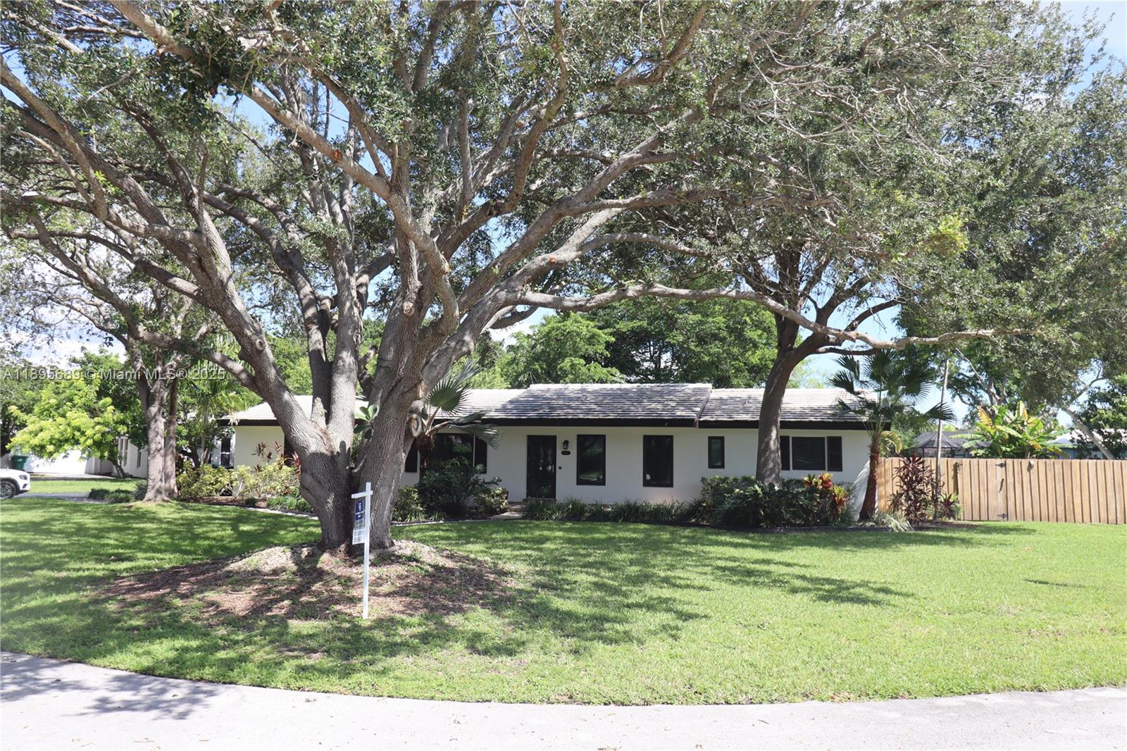 17191 SW 85th Ave