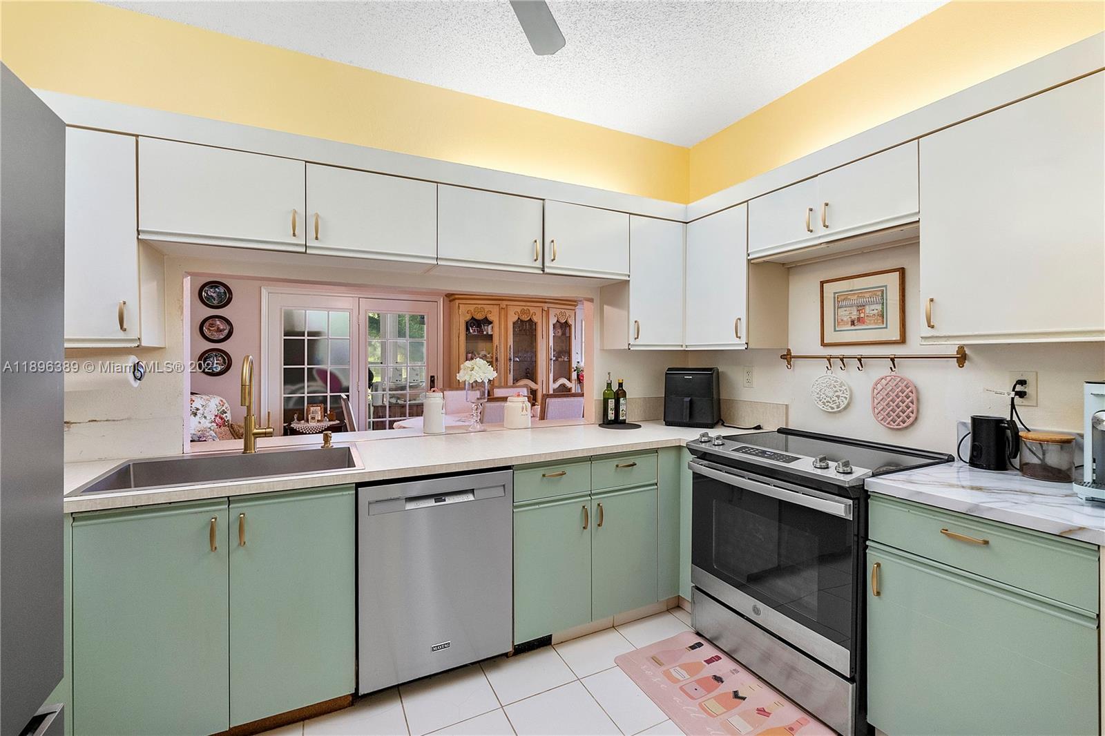 4764 S Hemingway Cir Margate, FL 33063