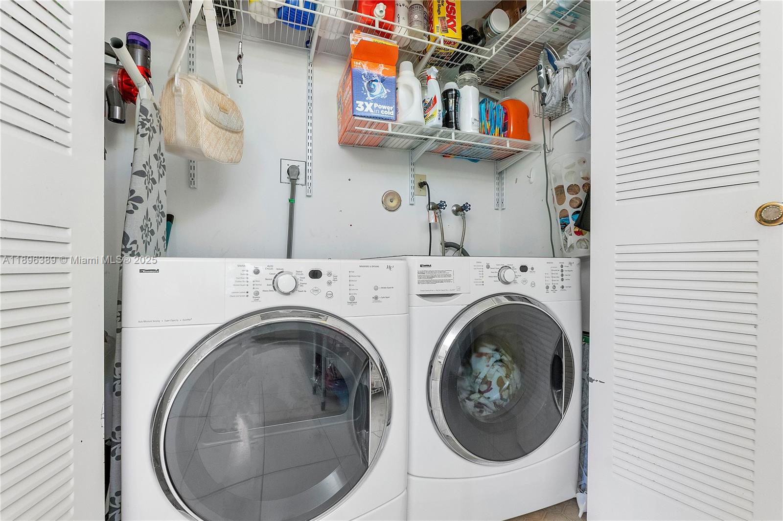 4764 S Hemingway Cir Margate, FL 33063