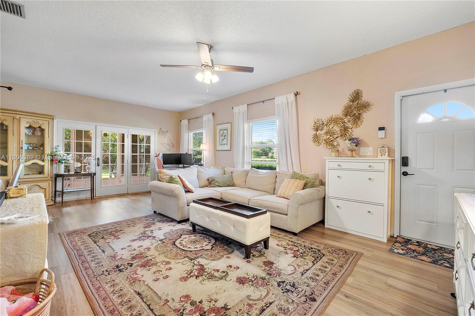 4764 S Hemingway Cir Margate, FL 33063