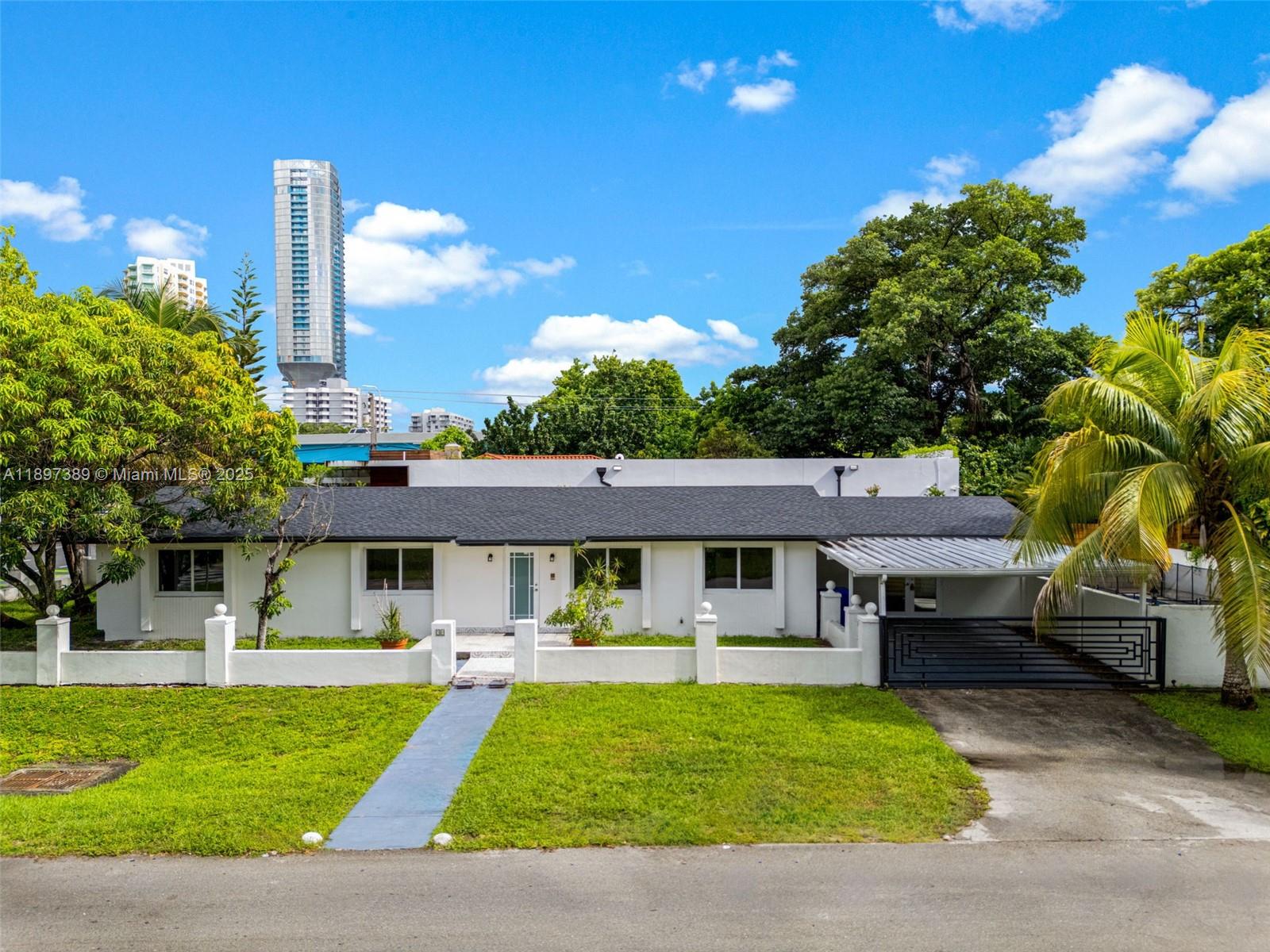 50 SW 26th Rd