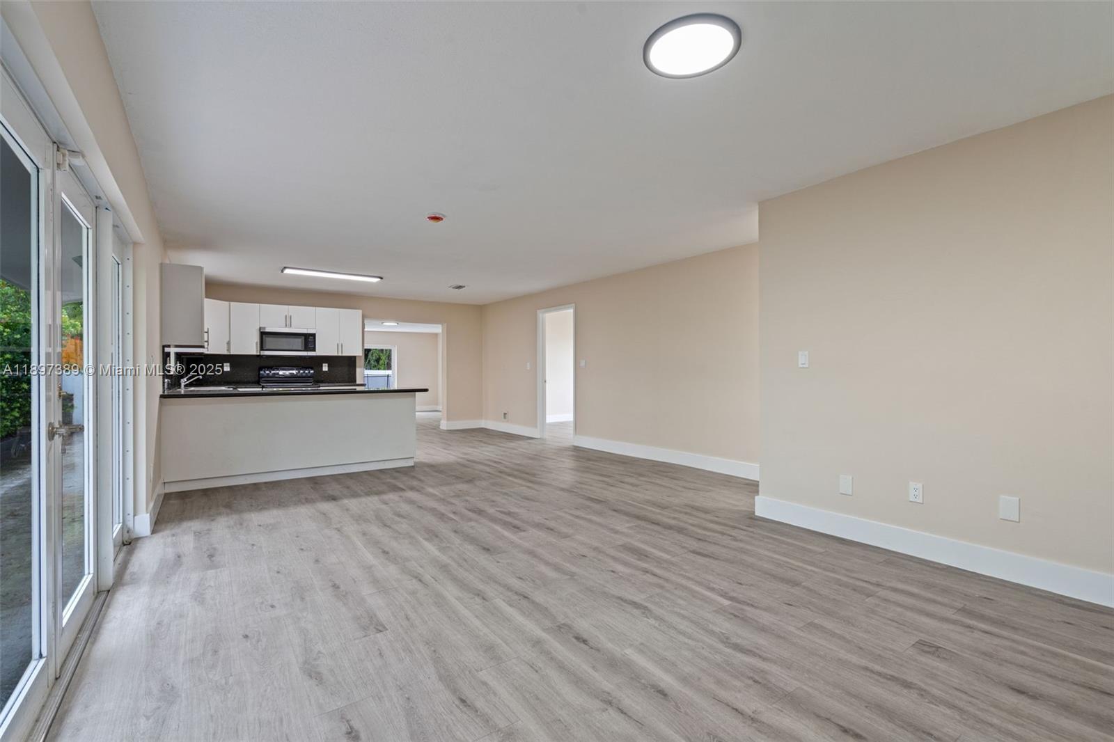 50 SW 26th Rd Miami, FL 33129