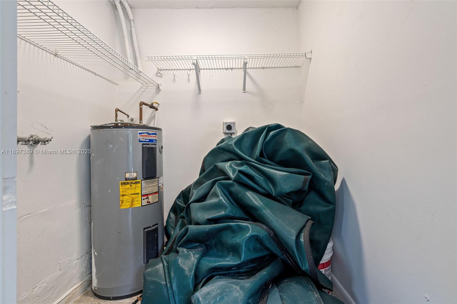 50 SW 26th Rd Miami, FL 33129